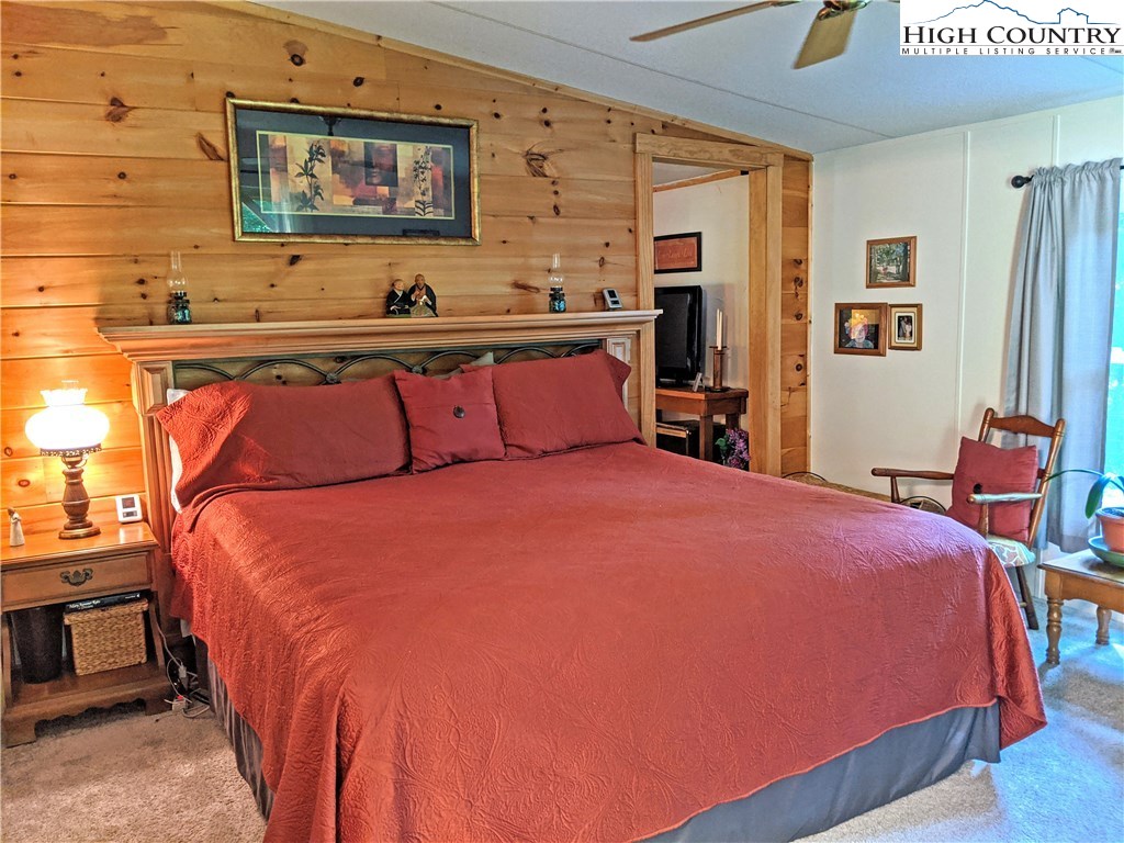 616-618 Rhymer Branch Road Deep Gap, NC 28618 - Photo 13 of 47 Gallery Image 13