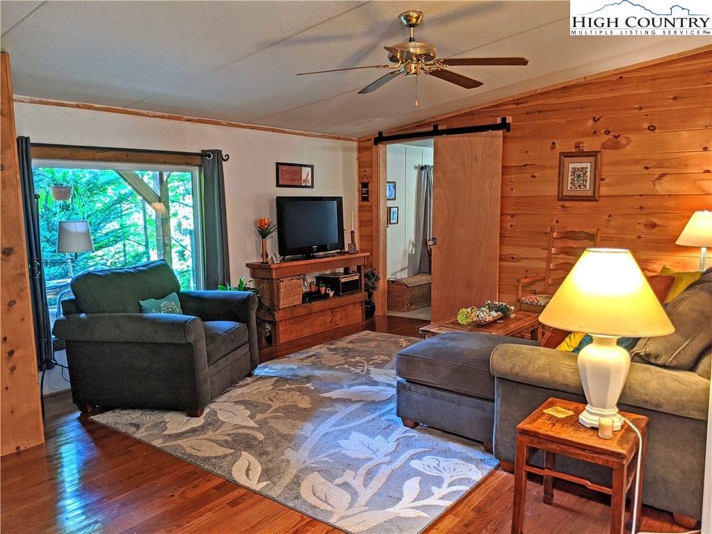 616-618 Rhymer Branch Road Deep Gap, NC 28618 - Photo 14 of 47 Gallery Image 14