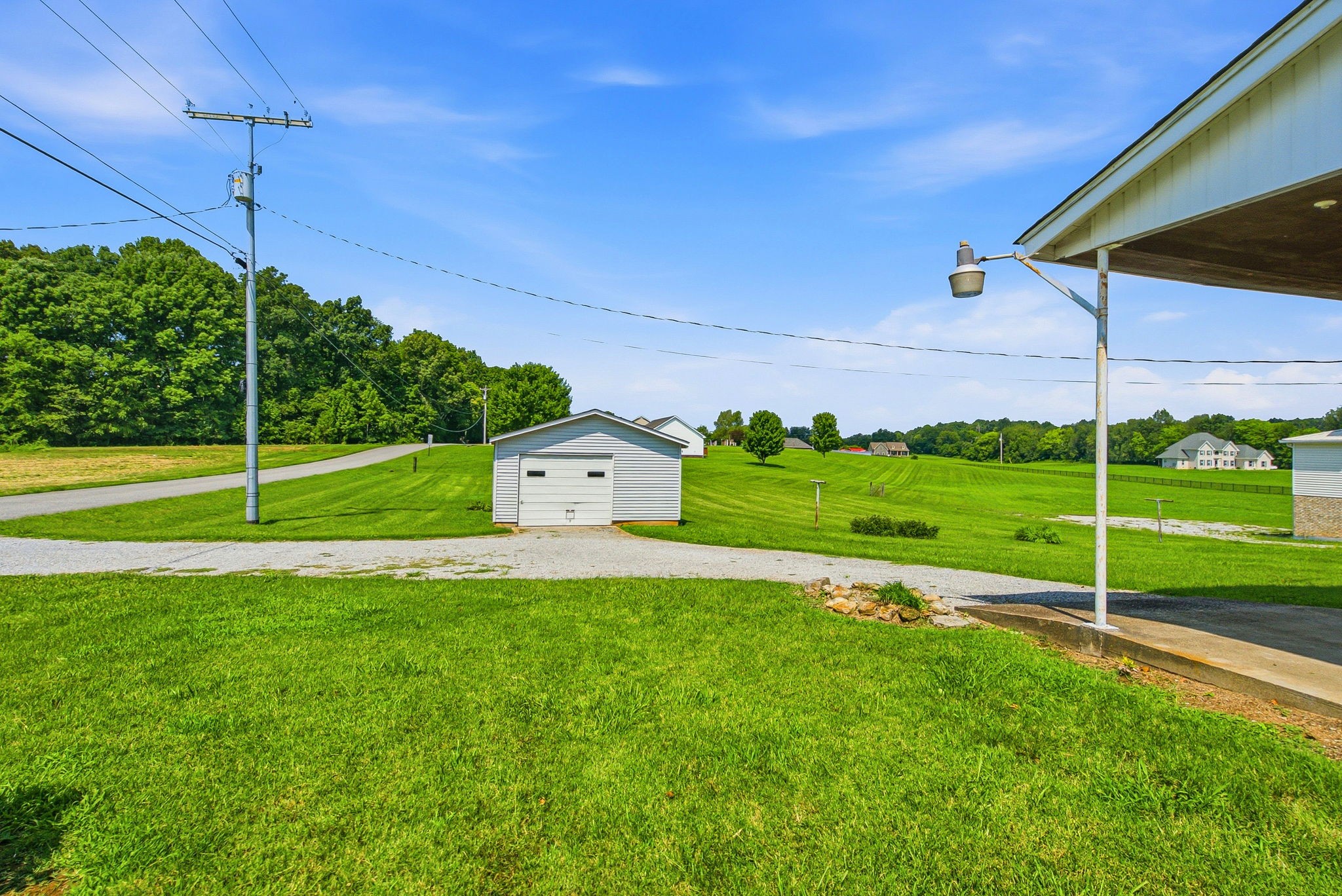 5204 Highway 161 Springfield, TN 37172 - Photo 33 of 40 a view of a house with backyard and trees
