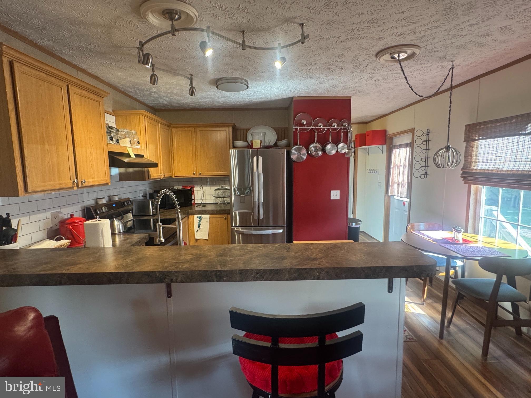 31623 Siham Road Lewes, DE 19958 - Photo 11 of 14 Counter Eating Area