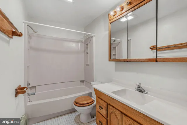 $250,000 | 300 East Baltimore Avenue, Clifton Heights, PA 19018