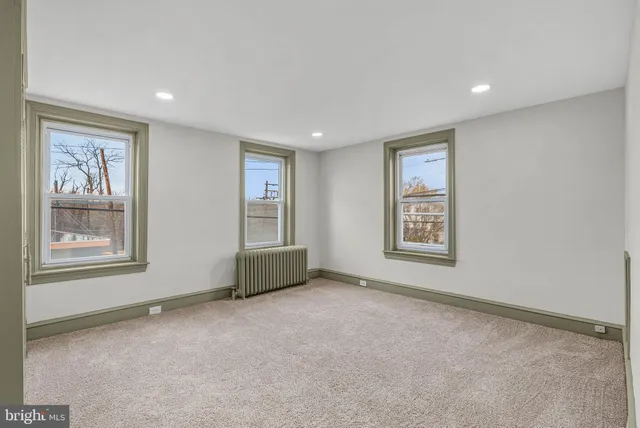 $250,000 | 300 East Baltimore Avenue, Clifton Heights, PA 19018