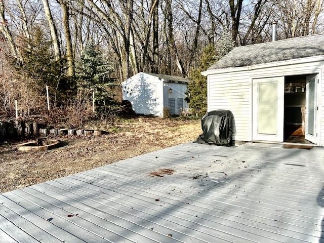 8894 North Il Route Byron, IL 61010 - Photo 11 of 13 a view of a backyard with large trees