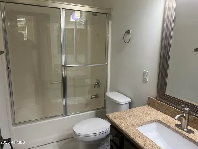 $1,800 | 206 East Lawrence Boulevard, Unit 124, Avondale, AZ 85323