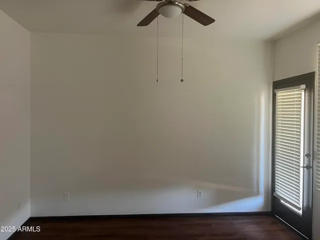 $1,800 | 206 East Lawrence Boulevard, Unit 124, Avondale, AZ 85323