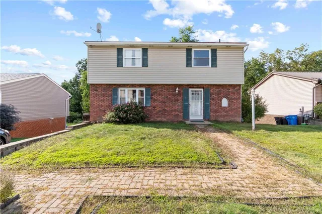 $122,500 | 143 MacBeth Drive, New Kensington, PA 15068