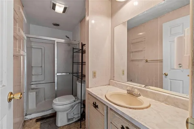 $122,500 | 143 MacBeth Drive, New Kensington, PA 15068