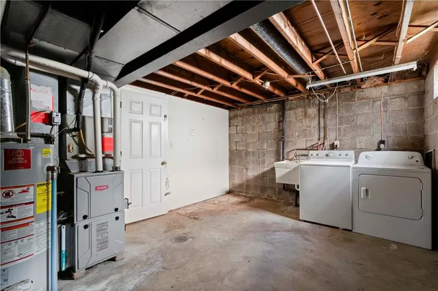 $122,500 | 143 MacBeth Drive, New Kensington, PA 15068