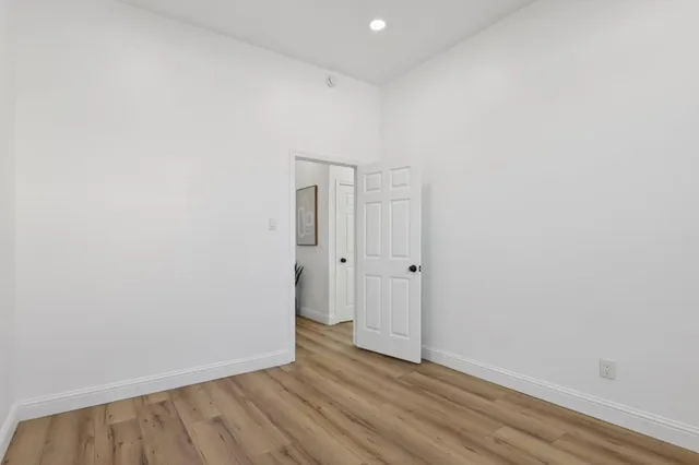 $1,175,000 | 527 Faxon Avenue, San Francisco, CA 94112