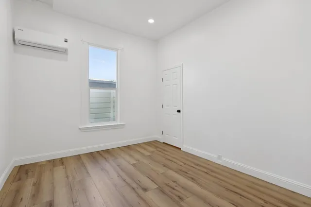 $1,175,000 | 527 Faxon Avenue, San Francisco, CA 94112