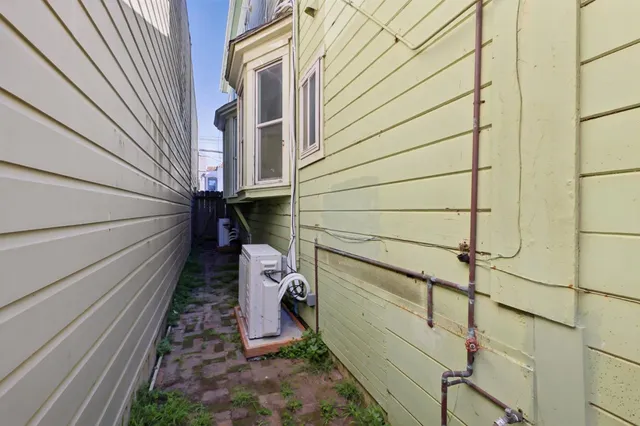 $1,175,000 | 527 Faxon Avenue, San Francisco, CA 94112