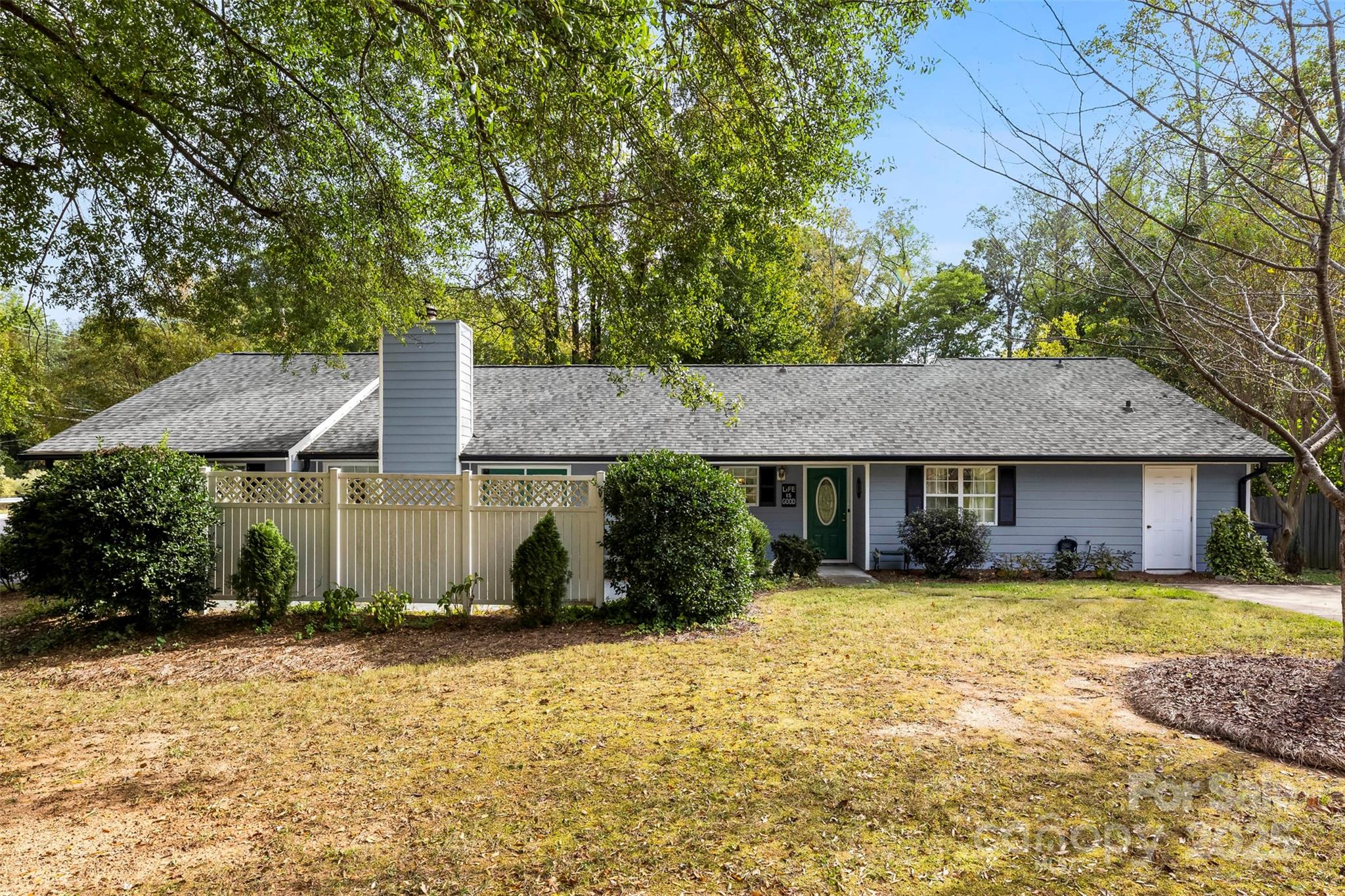 2836 Huntingtowne Farms Lane Charlotte, NC 28210 - Photo 31 of 38 front view of a house with a yard