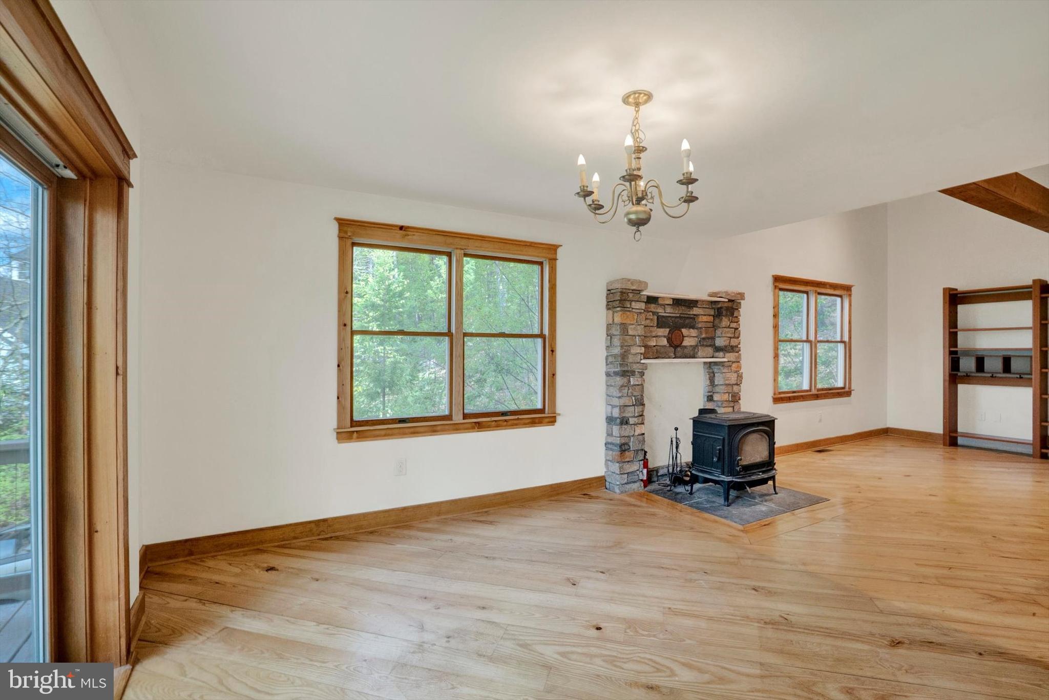 1694 Spring Valley Road Center Valley, PA 18034 - Photo 10 of 36