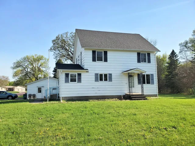 $149,900 | 801 Greenwood Avenue, Tracy, MN 56175