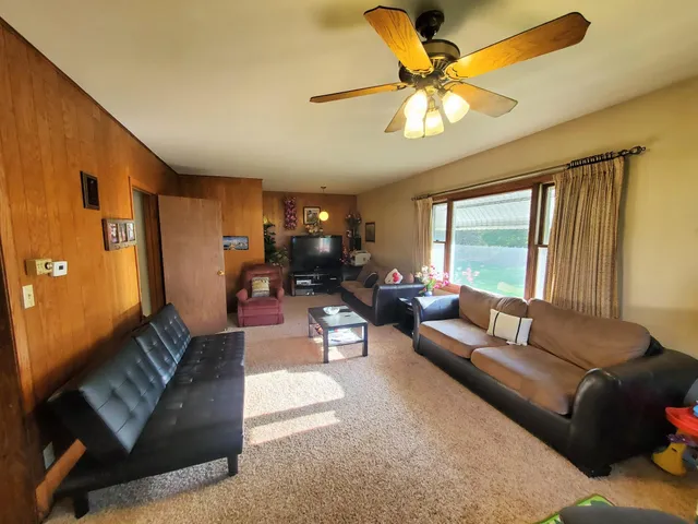 $149,900 | 801 Greenwood Avenue, Tracy, MN 56175