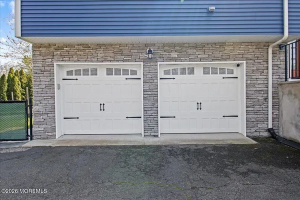 a view of a garage