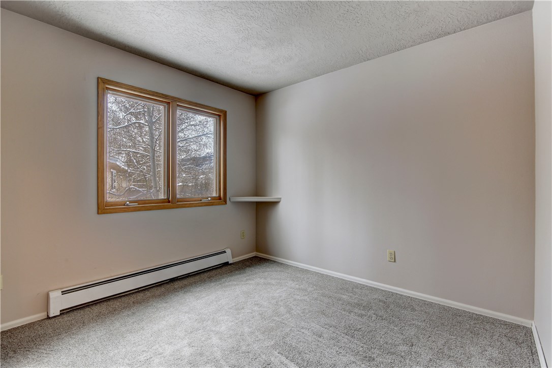 371 Alpine Road Dillon, CO 80435 - Photo 28 of 34 Third bedroom
