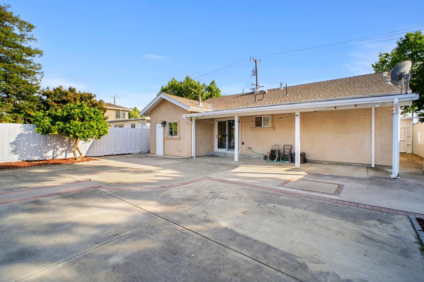 37146 Blacow Road Fremont, CA 94536 - Photo 35 of 44
