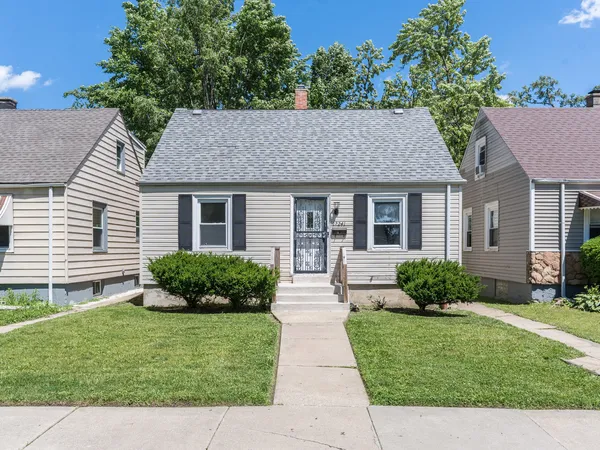 $209,000 | 12241 South May Street, Chicago, IL 60643