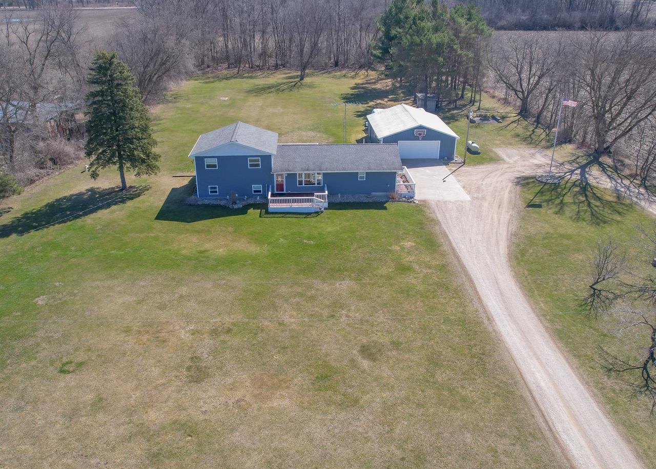 5116 North Lewis Road Coleman, MI 48618 - Photo 41 of 54 1932497-8751d435-329a-405f-88e3-d314711c5bcd.JPG