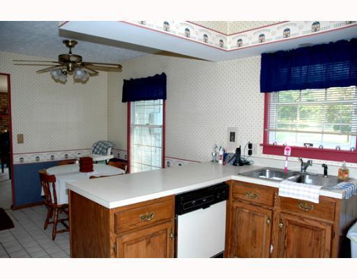 2806 Rensselaer Street Springfield, OH 45503 - Photo 4 of 8