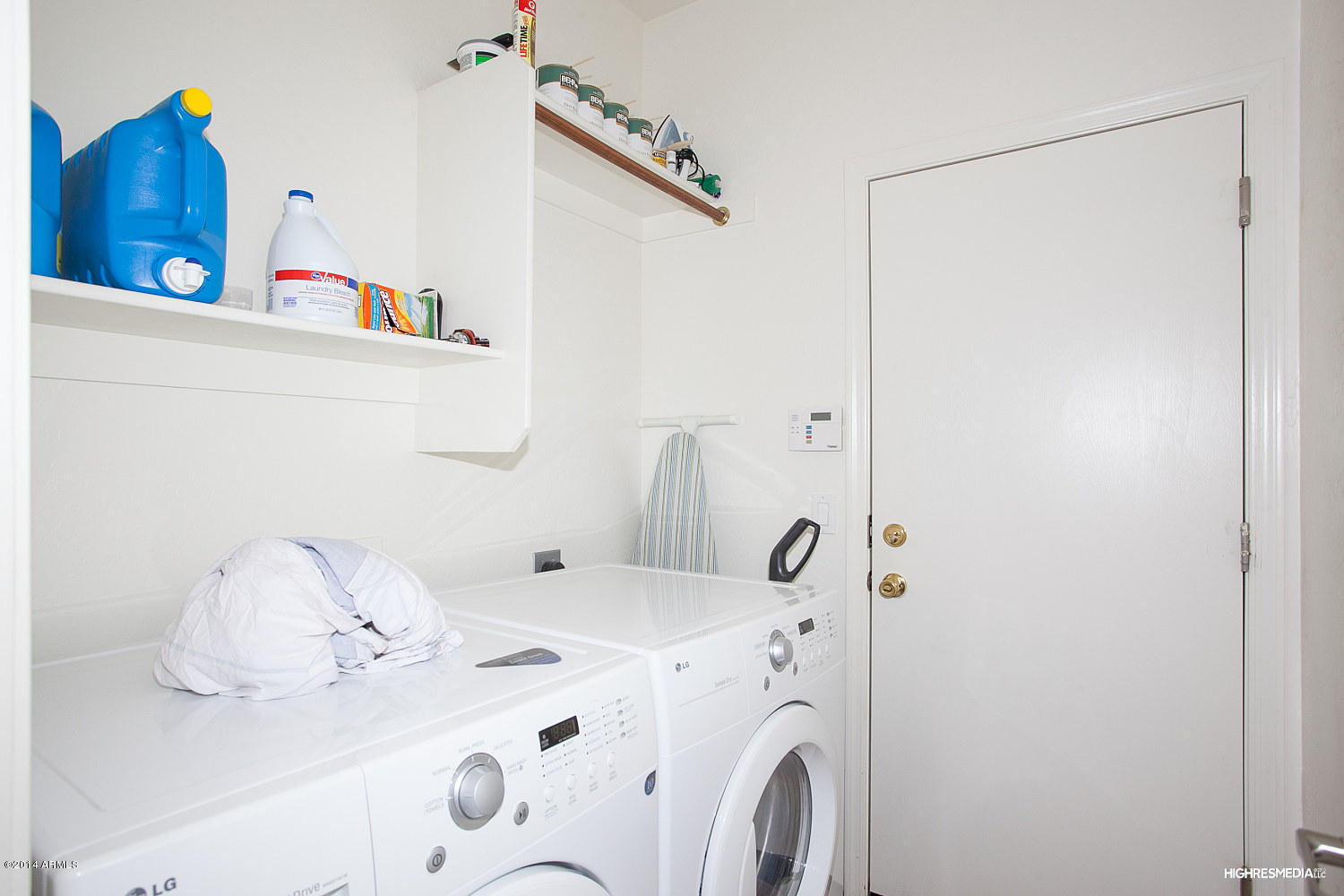 948 East Randy Street Avondale, AZ 85323 - Photo 19 of 22 Laundry Room, Washer & Dryer Included!