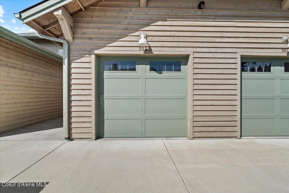 511 Guthrie Place, Unit 503 Dover, ID 83825 - Photo 12 of 58 12-Garage