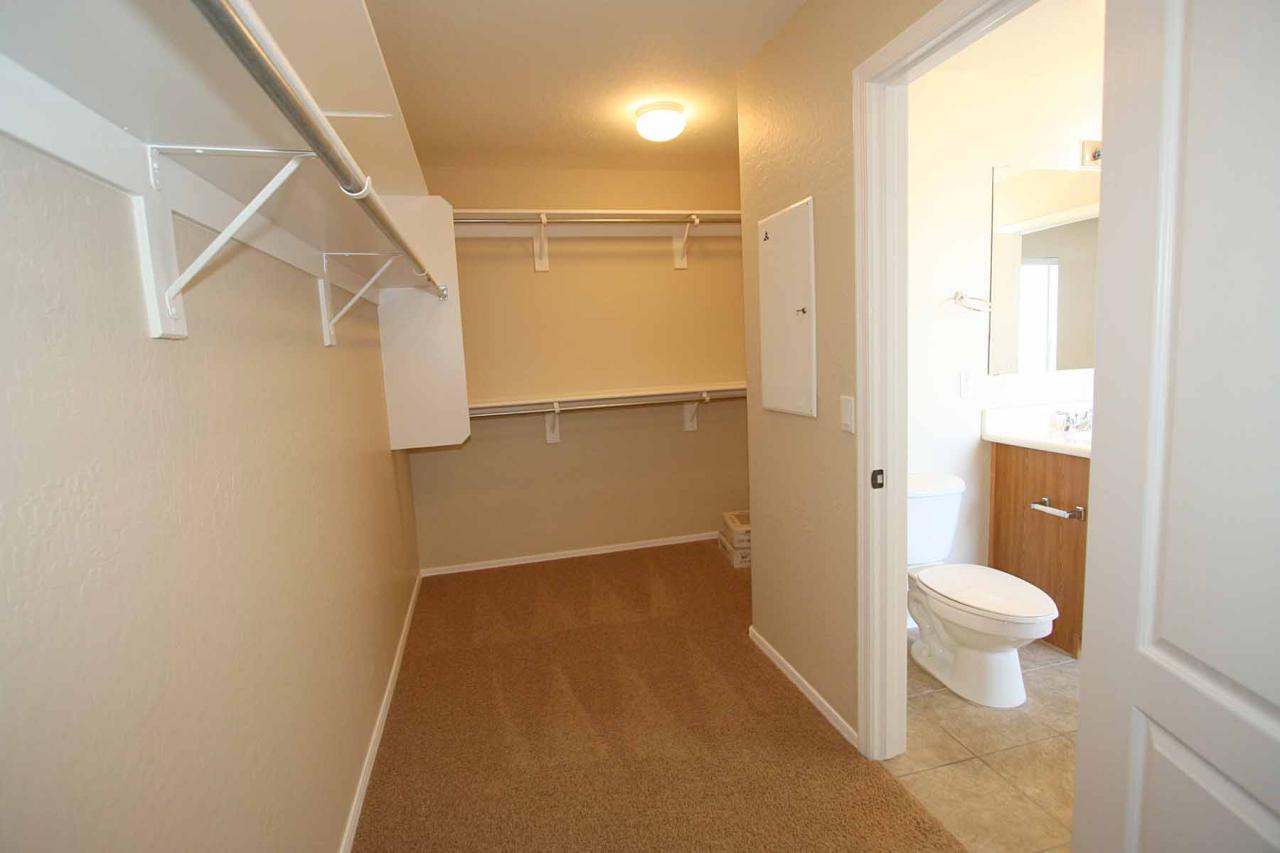 408 East Shawnee Road San Tan Valley, AZ 85143 - Photo 30 of 46 Walk in closet