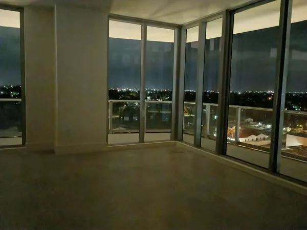 $4,900 | 220 Lake Shore Drive, Unit 823, West Palm Beach, FL 33403