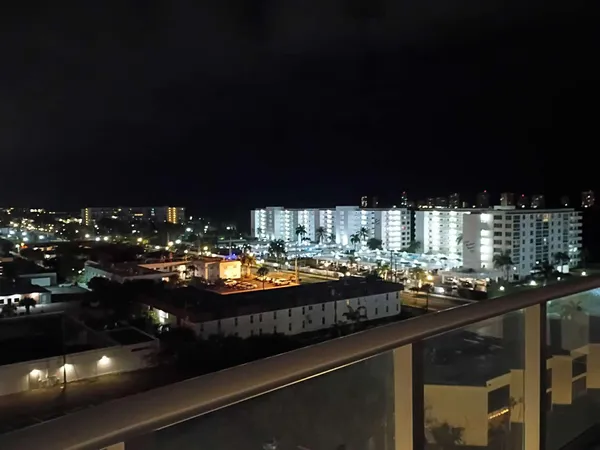 $4,900 | 220 Lake Shore Drive, Unit 823, West Palm Beach, FL 33403