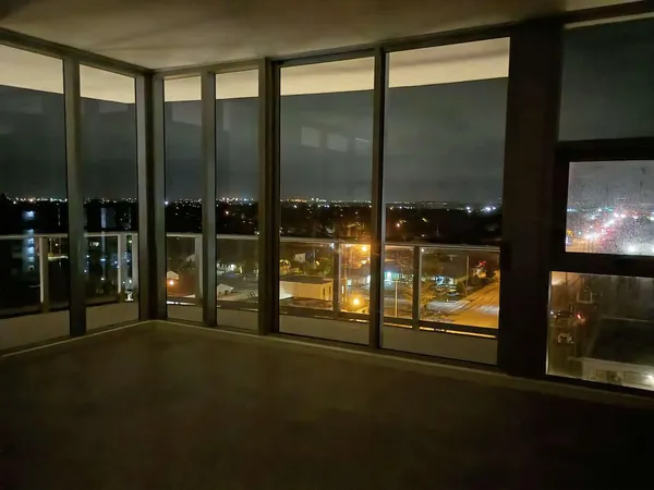 $4,900 | 220 Lake Shore Drive, Unit 823, West Palm Beach, FL 33403
