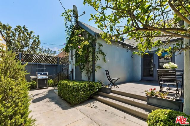 $2,450,000 | 2507 California Avenue, Santa Monica, CA 90403