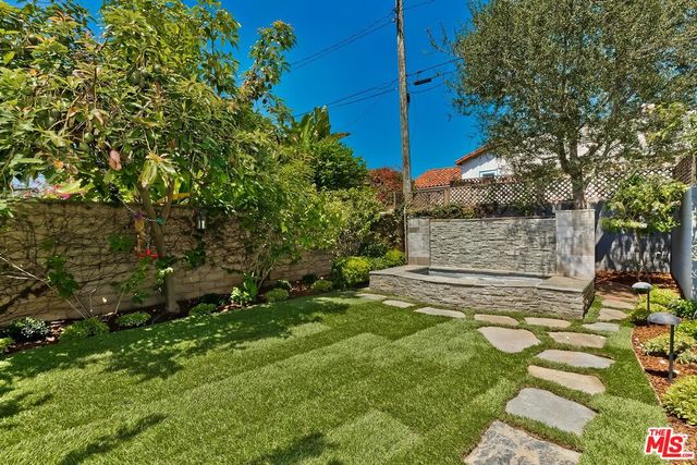 $2,450,000 | 2507 California Avenue, Santa Monica, CA 90403