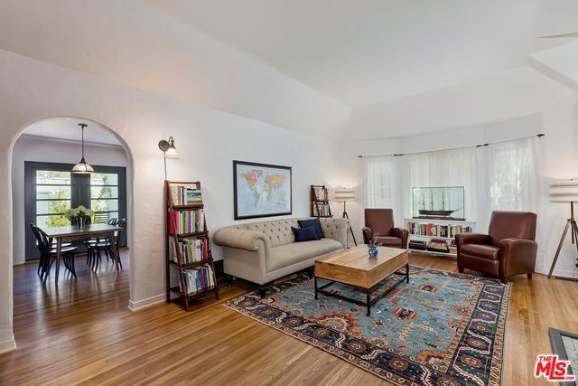 $2,450,000 | 2507 California Avenue, Santa Monica, CA 90403
