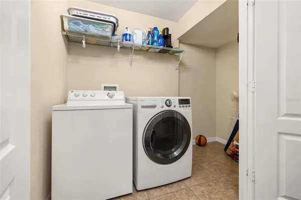 $349,000 | 1532 Scarlet Oak Loop, Unit 70B, Winter Garden, FL 34787