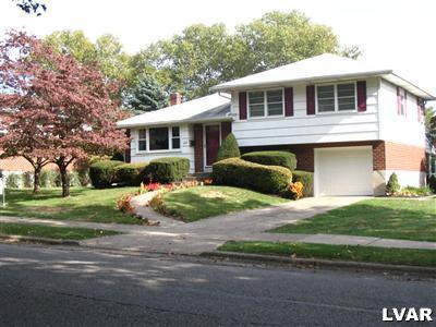 3166 Shakespeare Road Bethlehem, PA 18017 - Photo 1 of 15 Front exterior