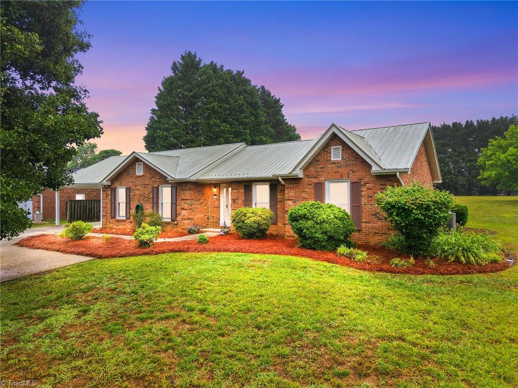 5200 Robin Lane Randleman, NC 27317 - Photo 1 of 40