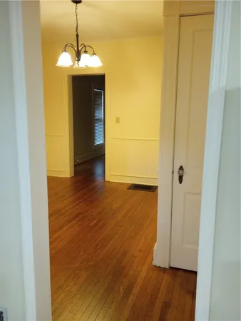 $1,700 | 410 Euclid Avenue, Unit A, Elmira, NY 14905