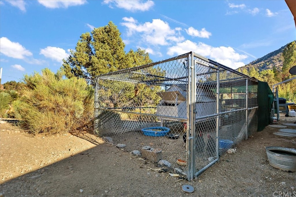 1614 Desert Front Road Pinon Hills, CA 92372 - Photo 18 of 24