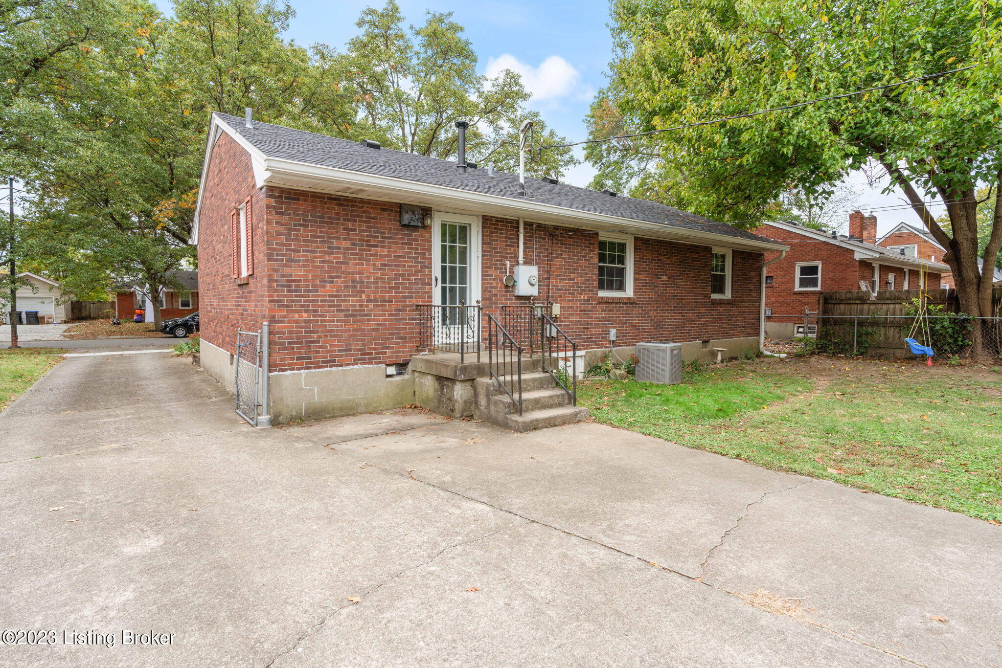 2806 Rio Rita Avenue Louisville, KY 40220 - Photo 22 of 29 2806 Rio Rita Ave-6