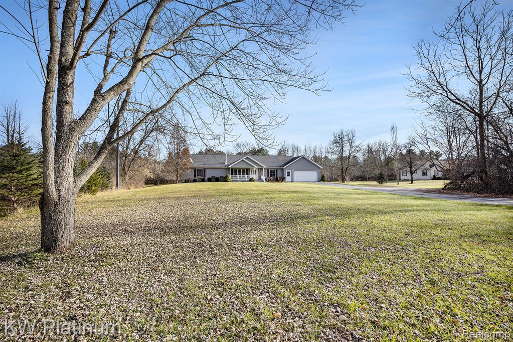 2954 English Road Smiths Creek, MI 48074 - Photo 5 of 35 Gallery Image 5