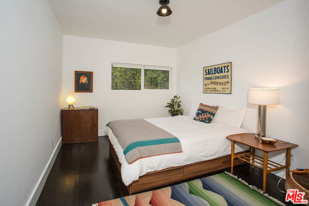 3210 Weldon Avenue Los Angeles, CA 90065 - Photo 12 of 30