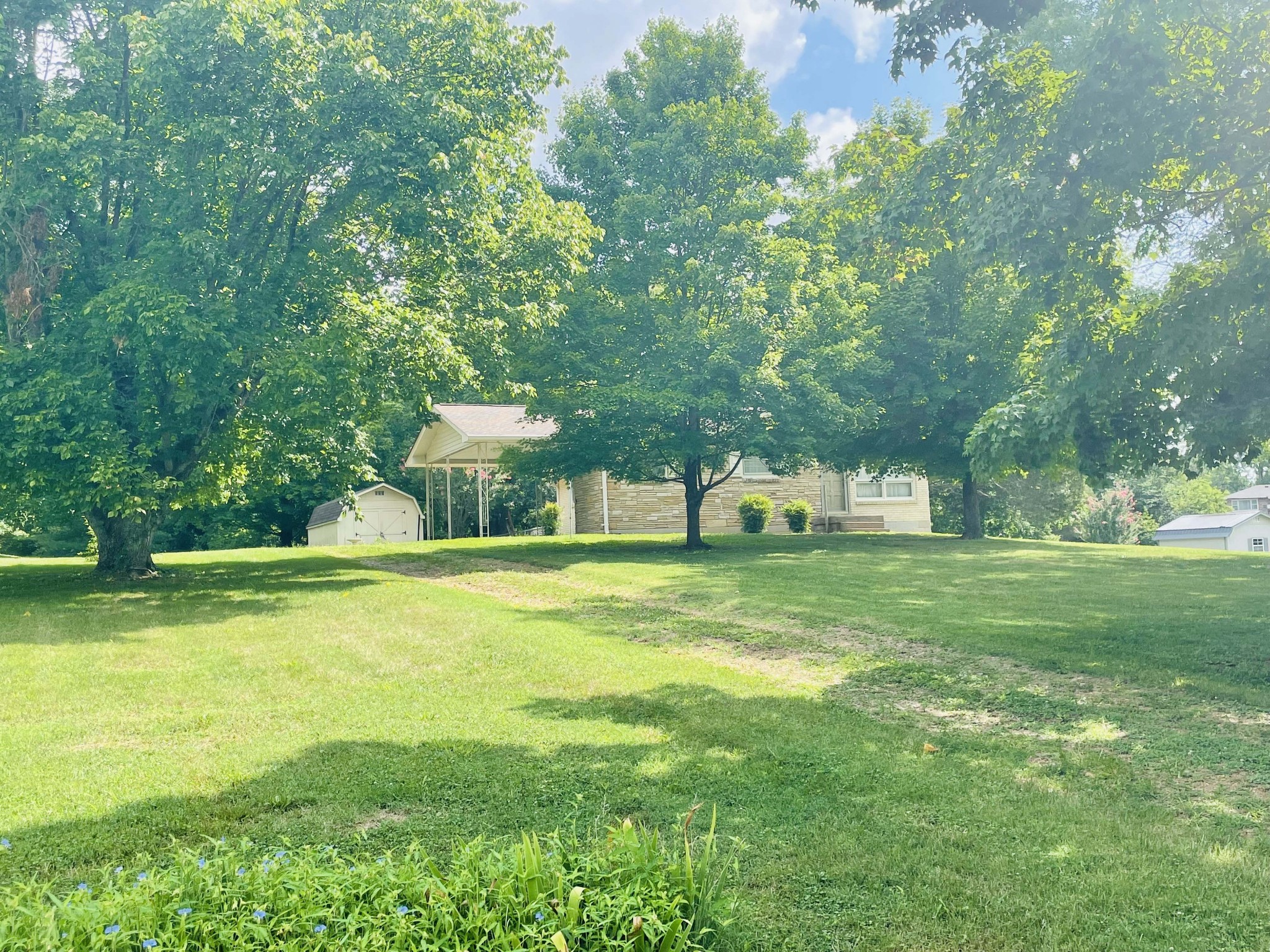 204 Edgebrook Road Goodlettsville, TN 37072 - Photo 2 of 12 Gallery Image 2