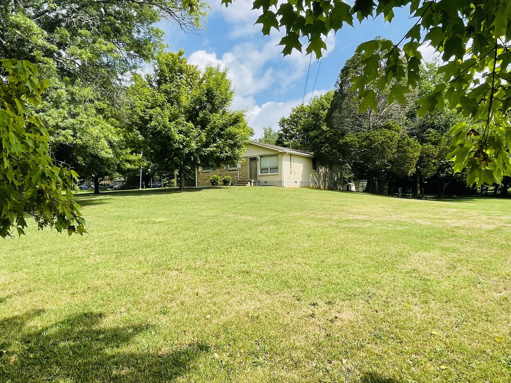 204 Edgebrook Road Goodlettsville, TN 37072 - Photo 9 of 12 Gallery Image 9