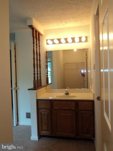 401 Cross Ridge Court Stafford, VA 22554 - Photo 11 of 18 Master Bath