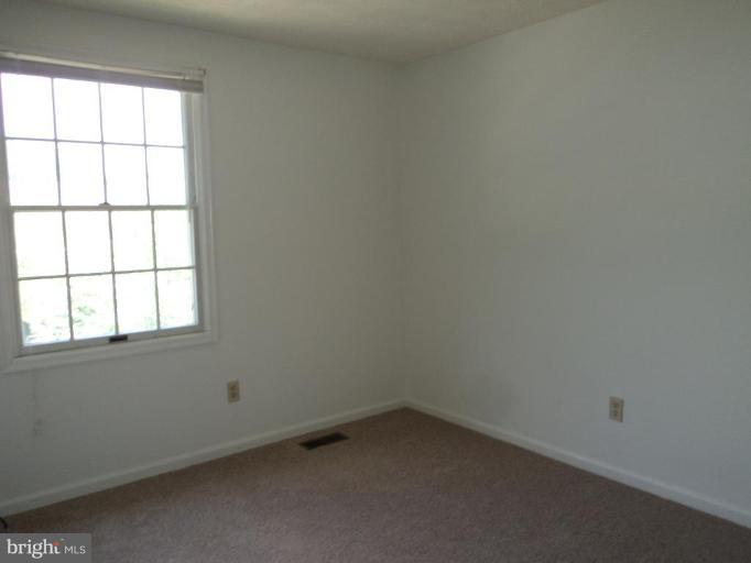 401 Cross Ridge Court Stafford, VA 22554 - Photo 9 of 18 Bedroom #3