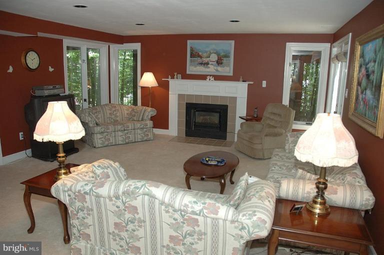 1309 Stamford Way Reston, VA 20194 - Photo 11 of 30 Recreation Room