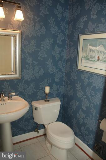 1309 Stamford Way Reston, VA 20194 - Photo 24 of 30 Bath #1