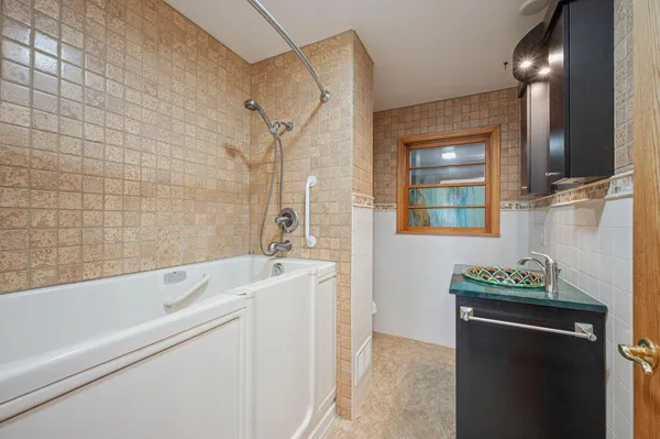 $179,900 | 808 Webster Street, Fairmont, MN 56031