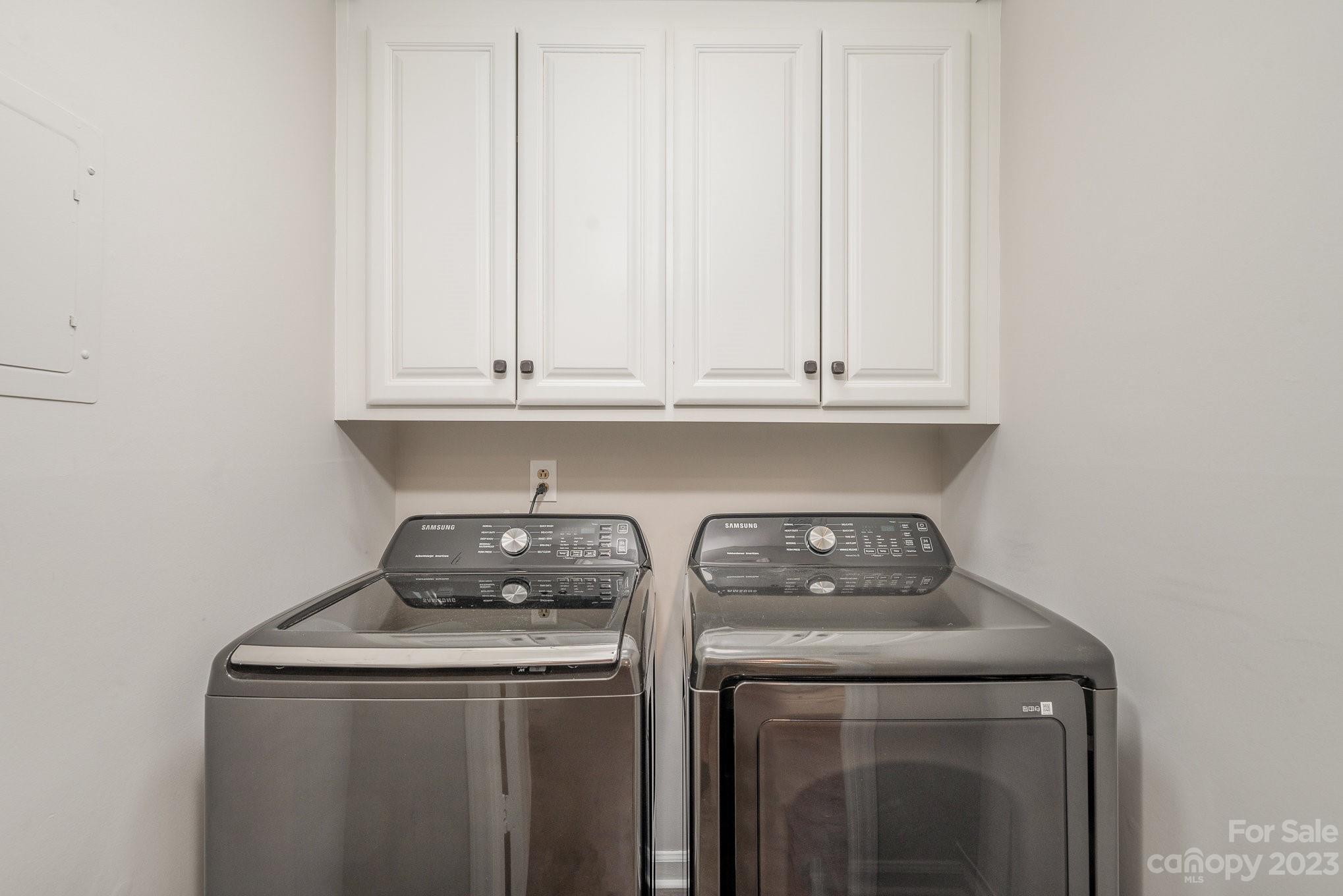213 Clearbrook Road Matthews, NC 28105 - Photo 11 of 23 Gallery Image 11